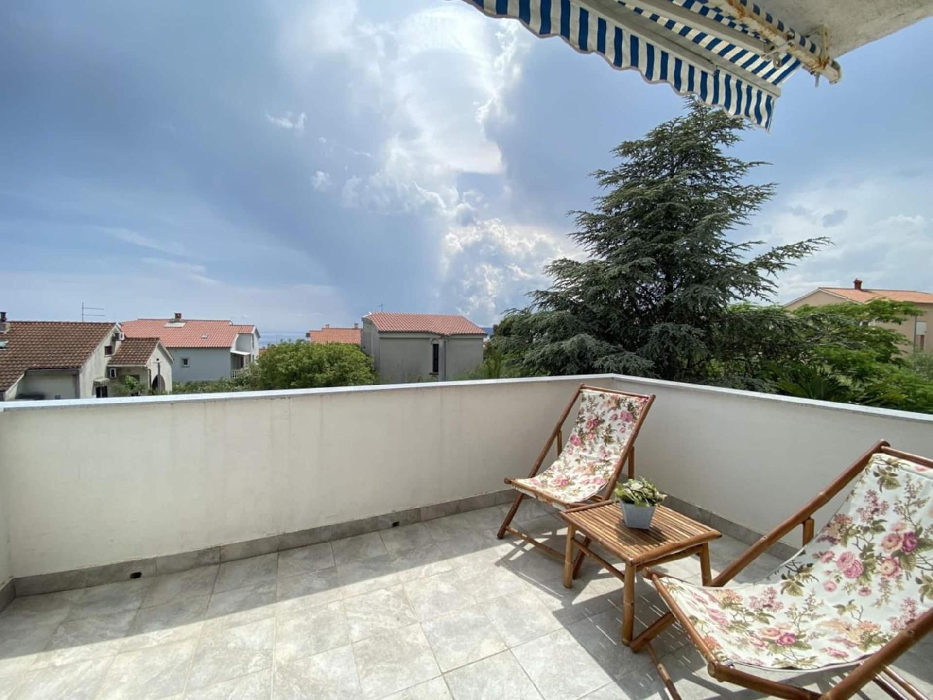 Family Apartments Viva Close To The Beach Krk Town Eksteriør bilde