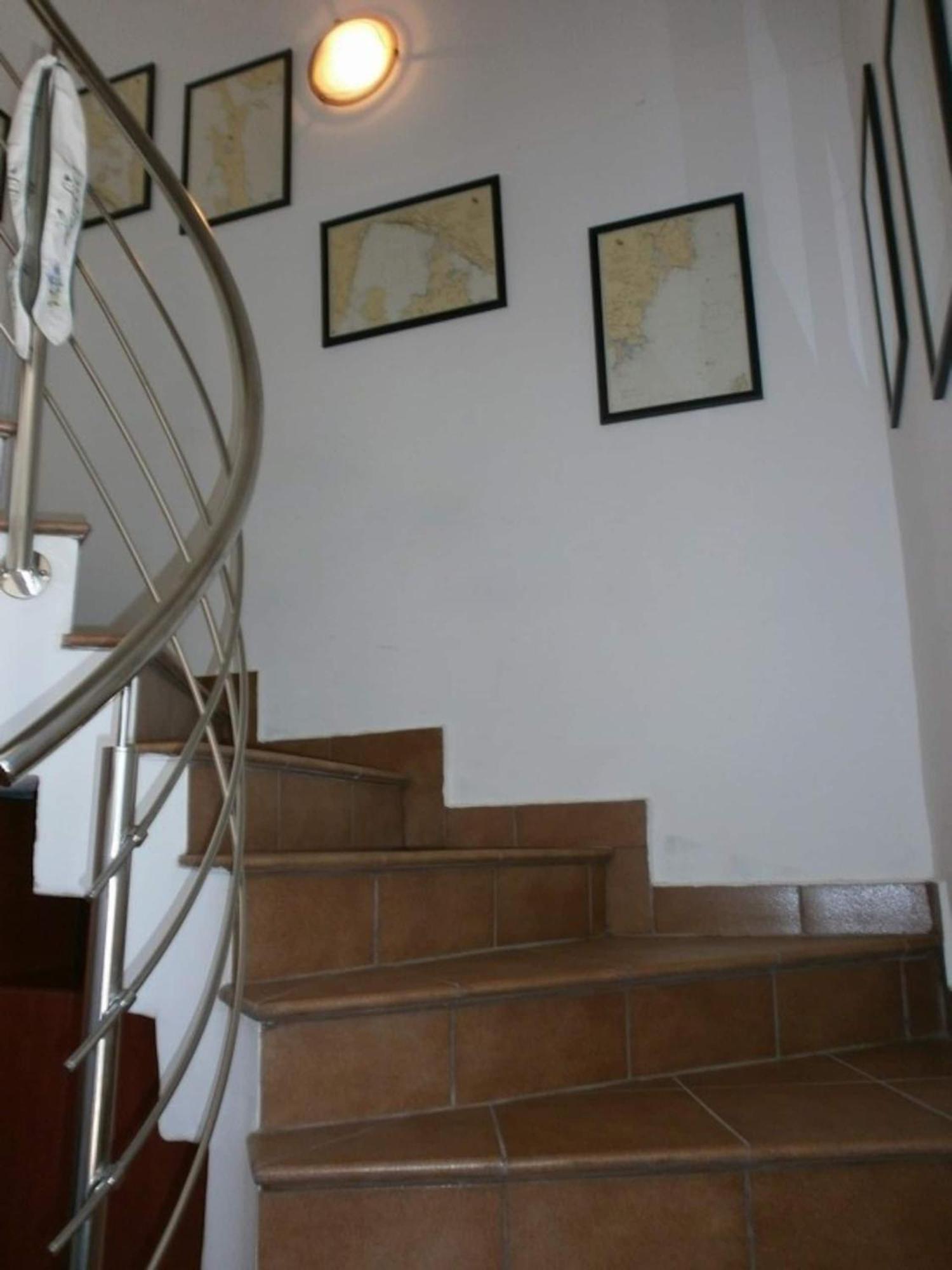 Family Apartments Viva Close To The Beach Krk Town Eksteriør bilde